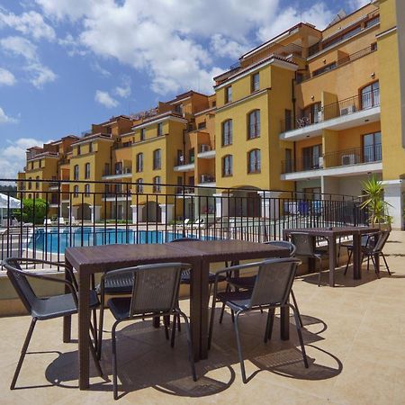 Serena Residence Aparthotel Созополь Экстерьер фото