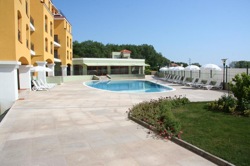 Serena Residence Aparthotel Созополь Экстерьер фото