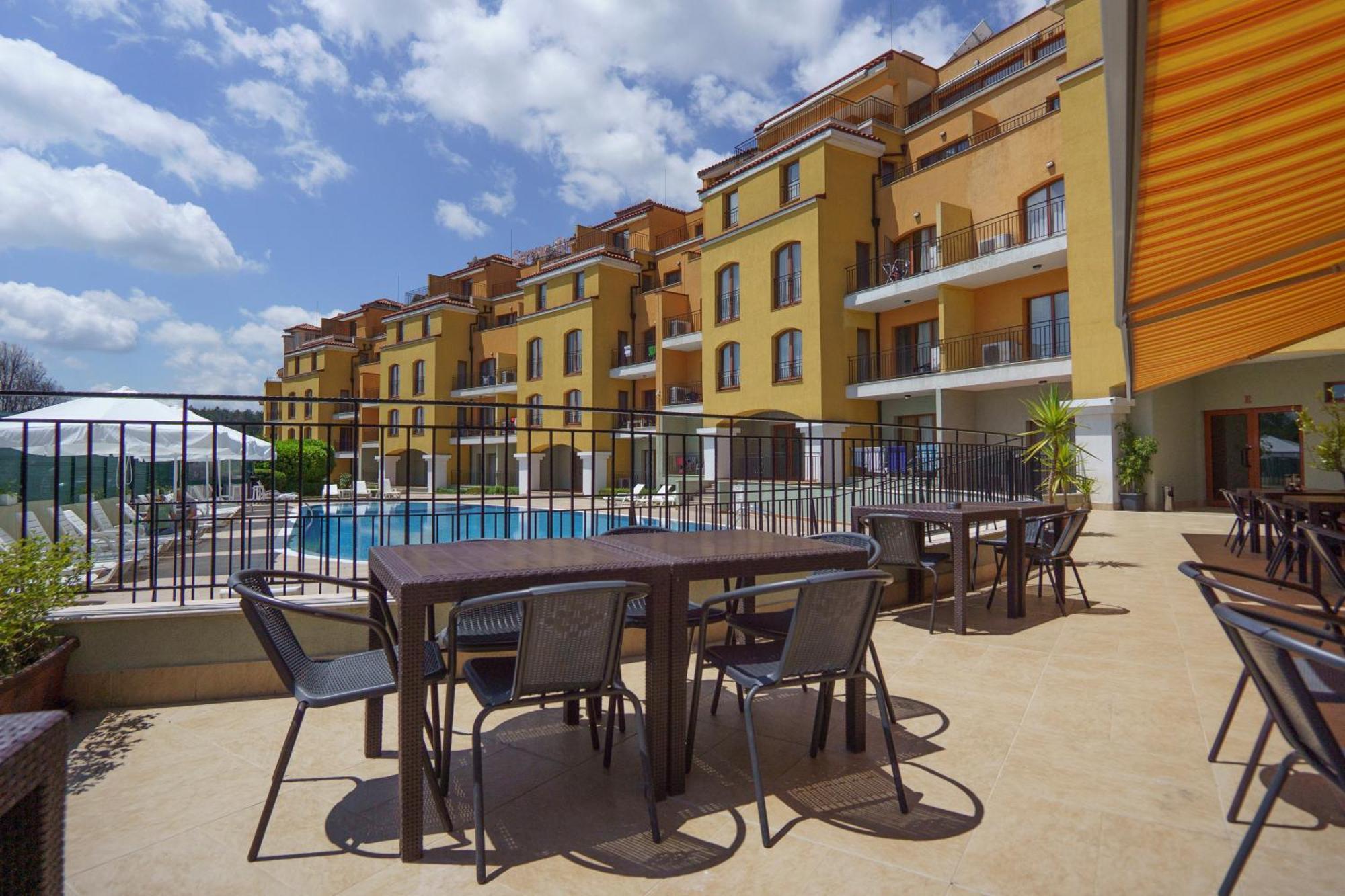 Serena Residence Aparthotel Созополь Экстерьер фото