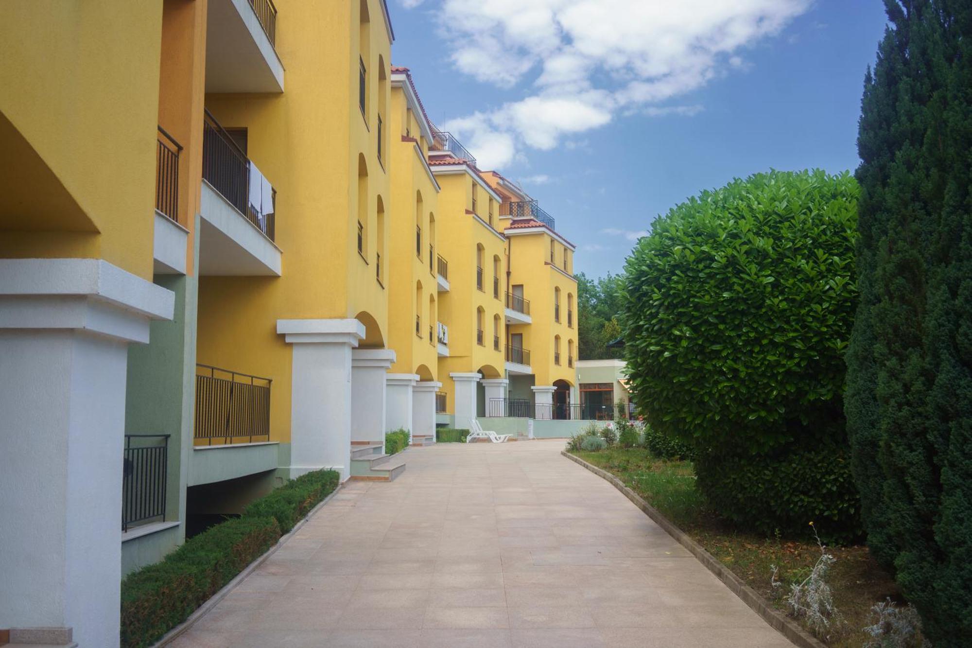 Serena Residence Aparthotel Созополь Экстерьер фото