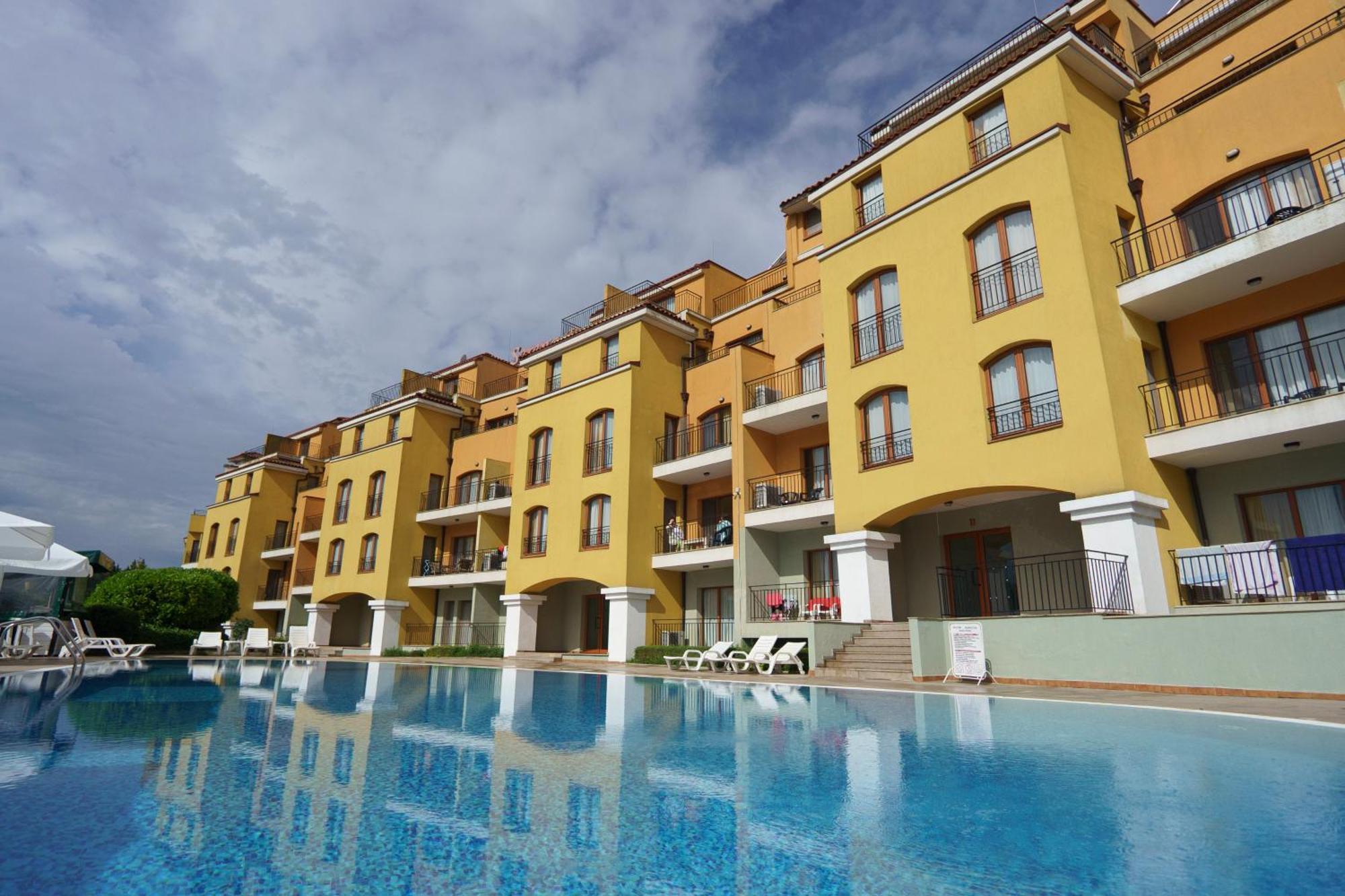 Serena Residence Aparthotel Созополь Экстерьер фото