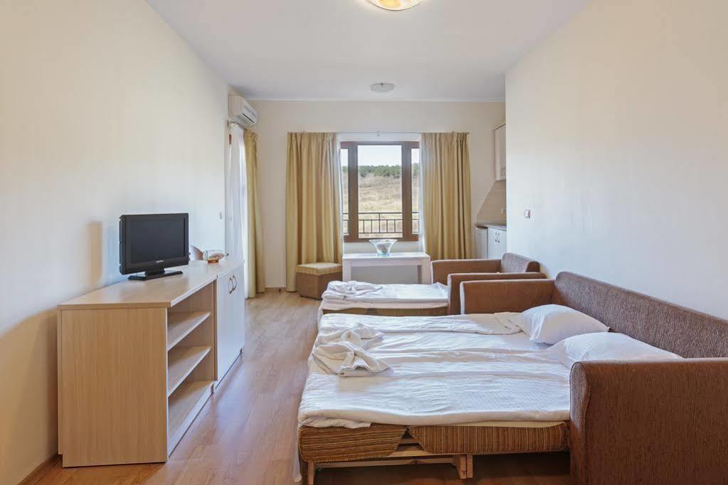 Serena Residence Aparthotel Созополь Экстерьер фото