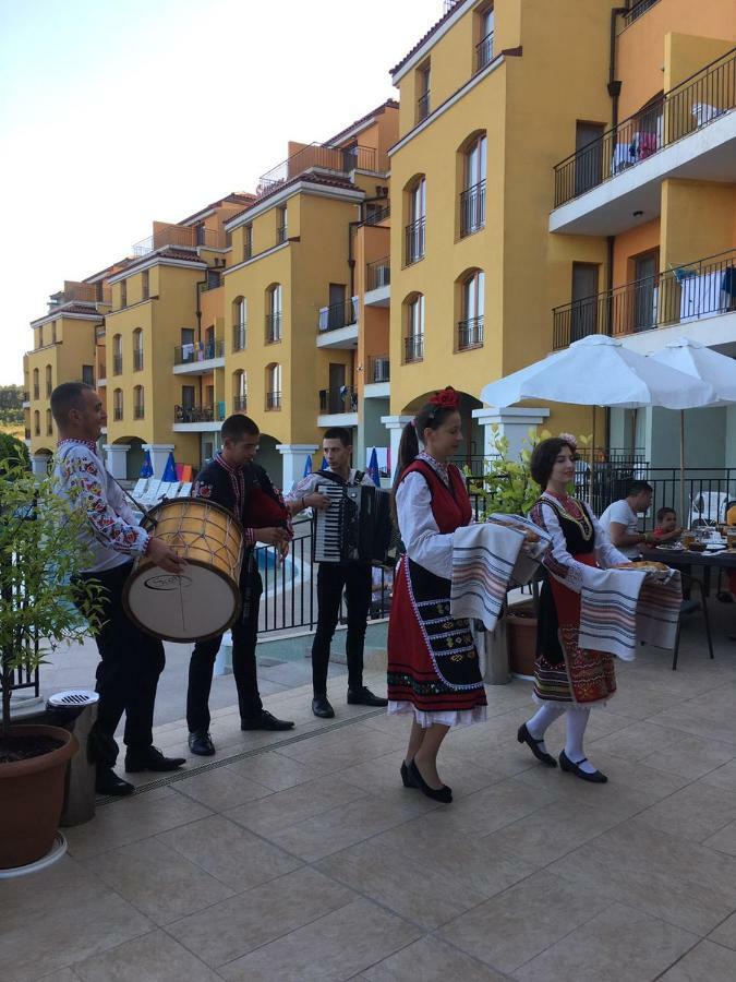Serena Residence Aparthotel Созополь Экстерьер фото